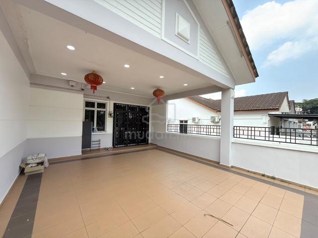 Single Storey End Lot Jalan Jaya Putra 8 Taman JP Perdana Renovated 1