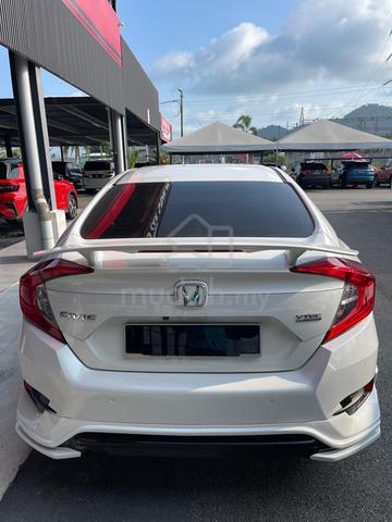 2016 Honda CIVIC 1.5 TC (A)1-3YEARS WARRANTY - 4