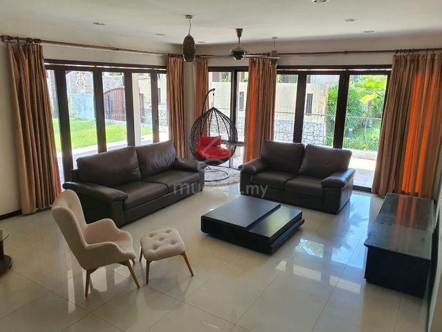 Spacious,Good Environment 2 stry Superlink Sunway Rahman Putra,Sel 1