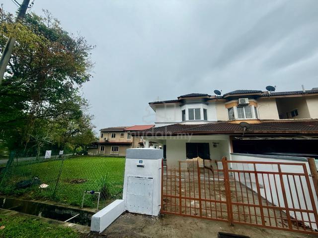 CORNER LOT Double Storey Terrace House @ Taman Impian Putra 1