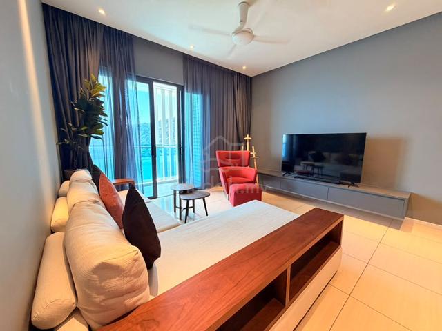 Queens Residences Q1 @ Queens Waterfront 1