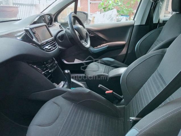 2013 Peugeot 208 1.6 VTI ALLURE (A) - 5