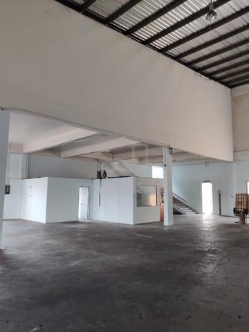 Corner Semi D Factory Warehouse With Office Taman Klang Utama Klang 1