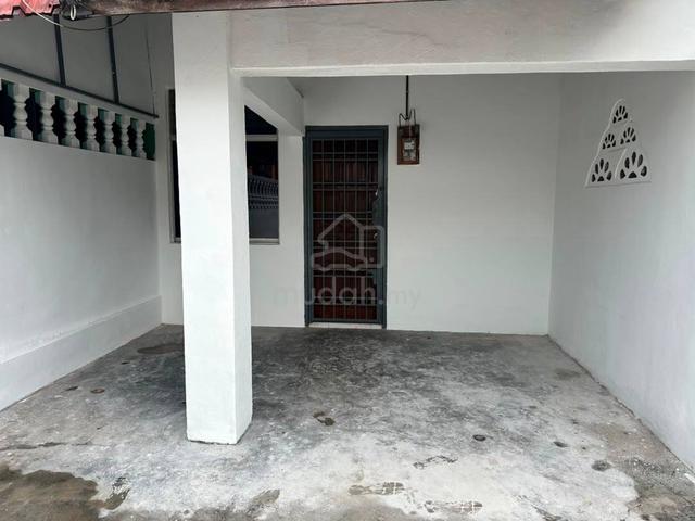 For Rent Double Storey Low Cost Bandar Seri Alam, jalan Tasek 1