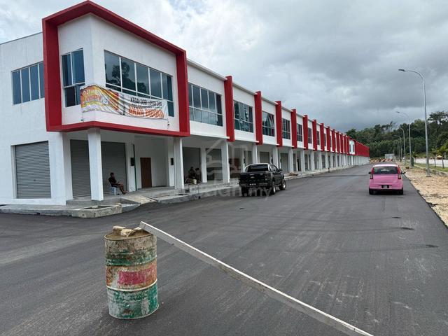 Tepi Jalan Utama Gebeng - Balok 🔥Shoplot Balok Baru 1