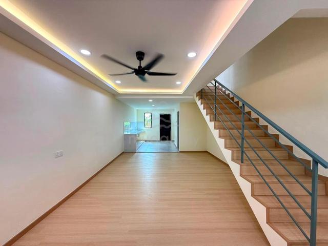 2 Sty Low Cost Jalan Jati Fully Renovated Extended Bandar Putra Kulai 1
