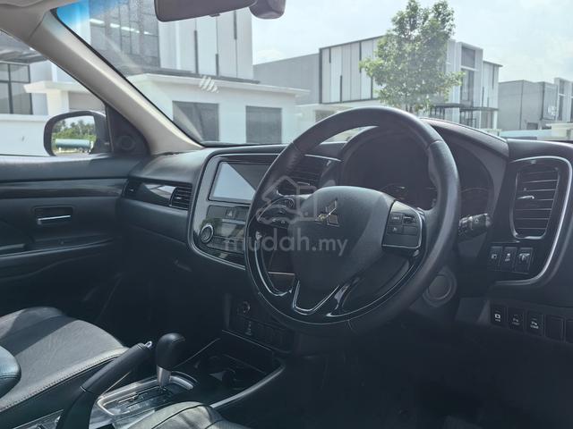 2020 Mitsubishi OUTLANDER 2.0 AWD F/LOAN CHEAPEST - 5