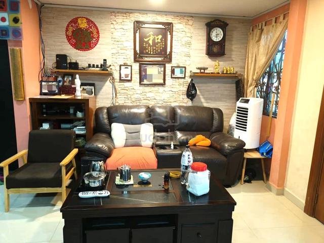 Corner Lot Goldmine Freehold 2-Storey Terrace in Bandar Damai Perdana 1