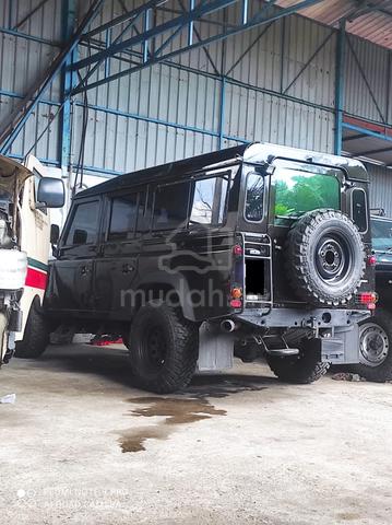 Land Rover DEFENDER 2.5 (M) - 5