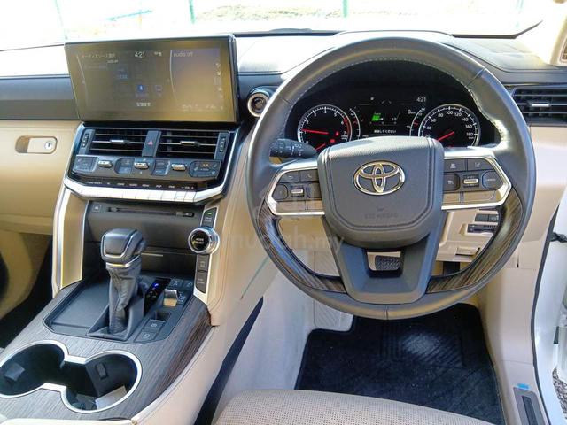 2023 Toyota LANDCRUISER 3.3 ZX (A) - 4