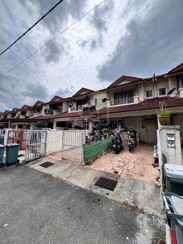 Townhouse Villaville Seri Kembangan For Sale 1