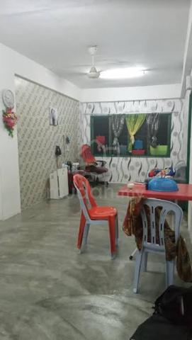 Flat Taman Bukit Segar 1