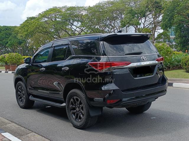 2020 Toyota FORTUNER VRZ 4X4 2.4L (A) - 5