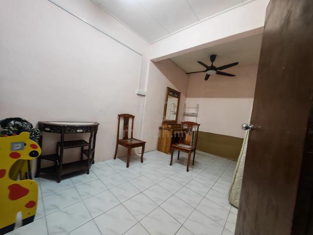 Pasir Gudang Nusa Damai Jalan Sentosa 4 Bed Partially Furnished Ciq 1