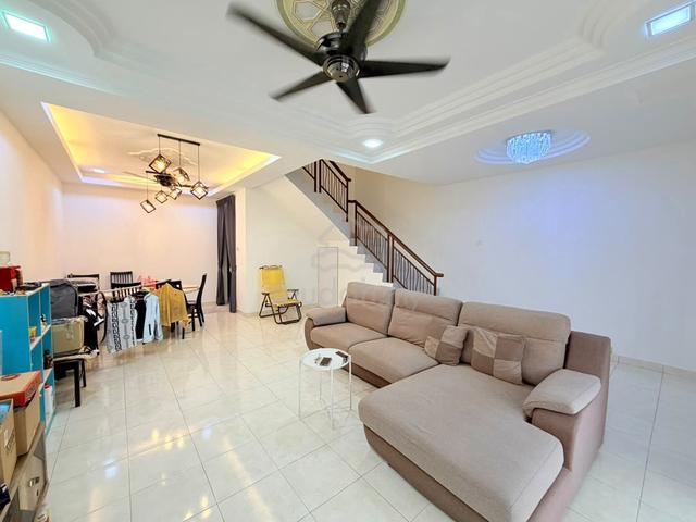 hot area TMN SERI AUSTIN east zone terace nice reno kitchen extend g&g 1