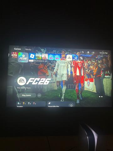 Play Station 5 - photo 5 of 6