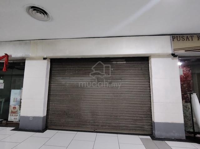 Subang Jaya USJ 1 Shop Lot at Summit Shopping Mall Near Lift To Let 1