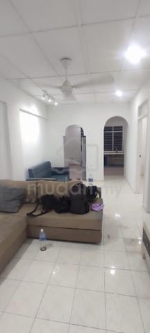 Desa Mentari Flat (Block 1) 1