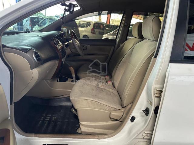 2011 Nissan Grand Livina Comfort 1.8 (Auto) - 5
