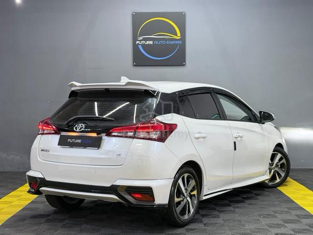 Toyota YARIS 1.5 E (A) BODYKIT / 5 YEARS WARRANTY - 3