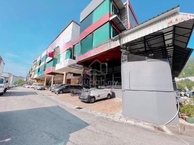 Shoplot At Pine Valley Facing Main Road Near Paya Terubong 1