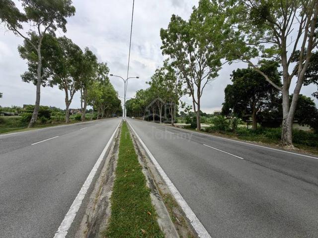 3.13 Acre Freehold Zone Commercial Batu Berendam Melaka 1