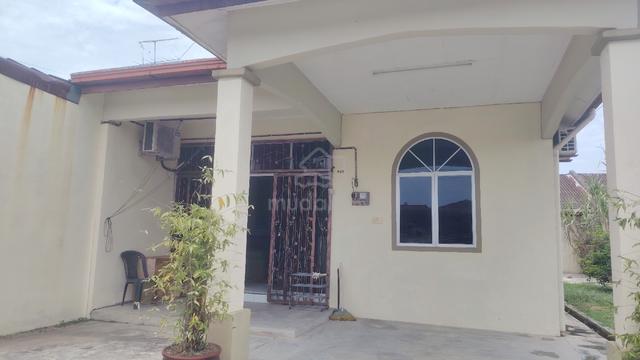 semi-D house Tmn Sri Petaling, Kulim 1