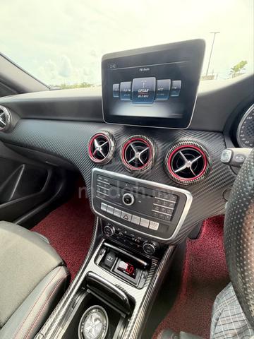 2017 Mercedes Benz A180 AMG TURBO (CBU) 1.6 (A) - 3