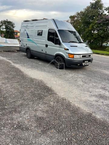 2005 Iveco DAILY 2.8 35S13V (M) - 1