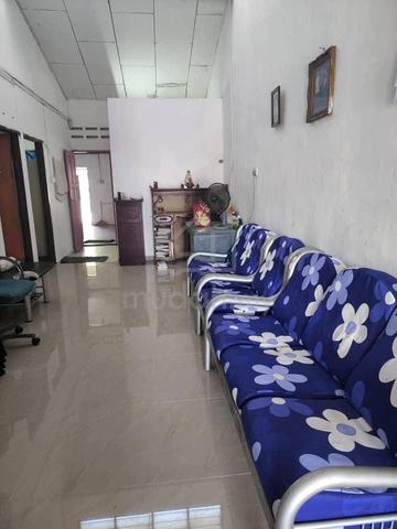 single storey terrace house 1