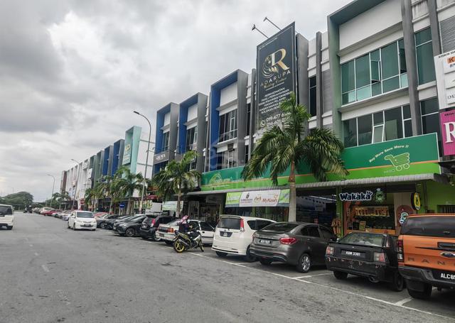 Facing Main Road First Floor Shoplot Dataran Shahab Jalan Datuk Kumbar 2