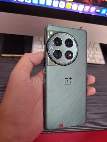 Oneplus 12  16/512 - photo 2 of 4