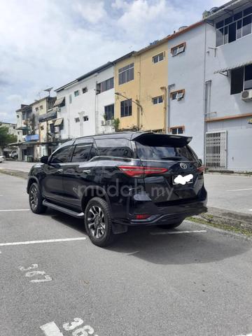 2023 Toyota FORTUNER 2.8 VRZ MY21 (A) - 4