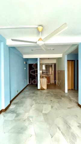 Flat PKNS Seksyen 7 Shah Alam 1