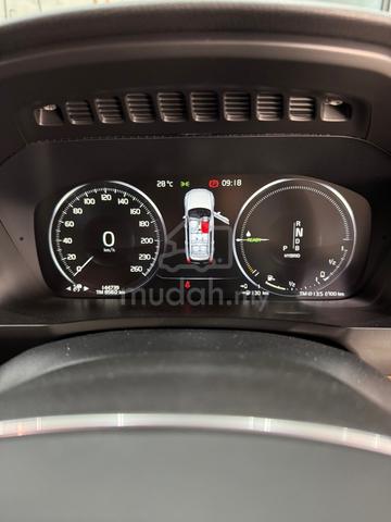 2016 Volvo XC90 2.0 T8 TWIN ENGINE (CKD) (A) - 5
