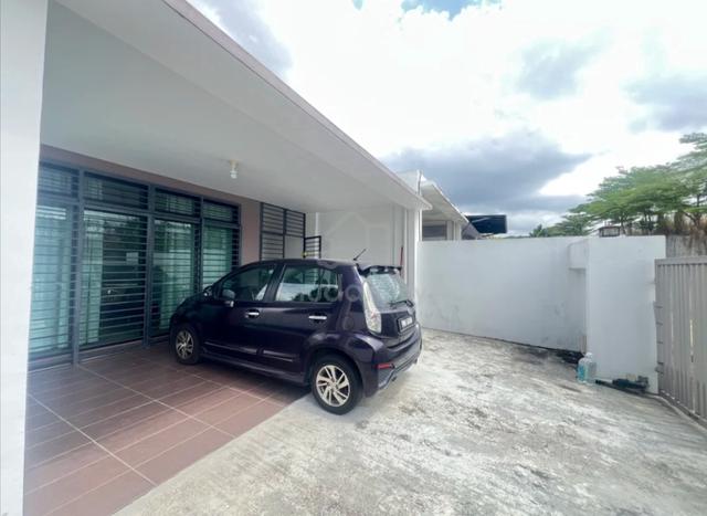 Pelangi Indah Single Storey Endlot with Land 1