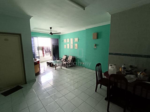 room rent at N park condominium 1