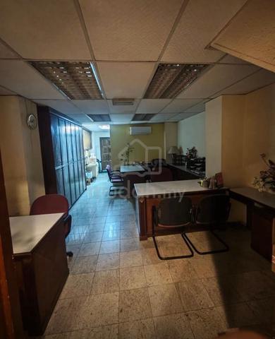 Shoplot for rent at Bishop Street near Georgetown 1