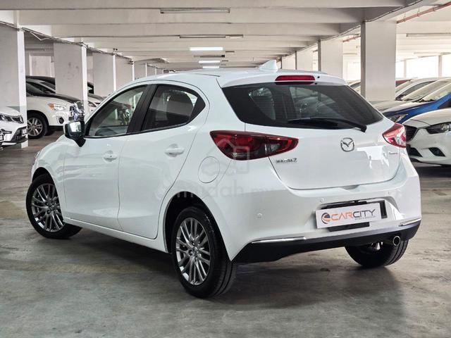 2021 Mazda 2 1.5 HATCHBACK GVC UNDER WARRANTY - 2