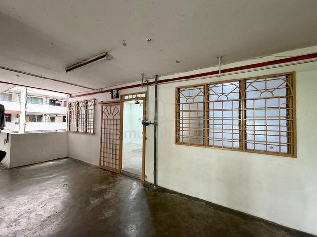 Kondo Rakyat 1