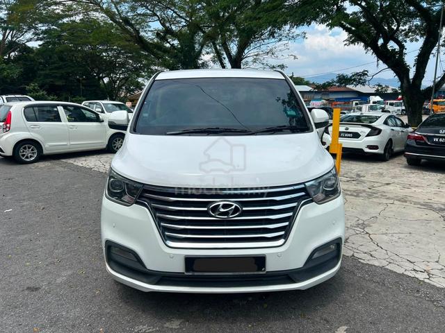 Hyundai GRAND STAREX 2.5 - 3