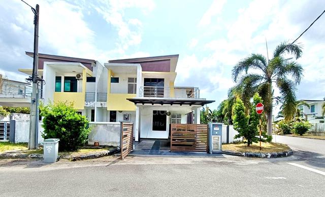 [CORNER UNIT] 2 Storey Semi-D, Vista Kirana, Ayer Keroh 1