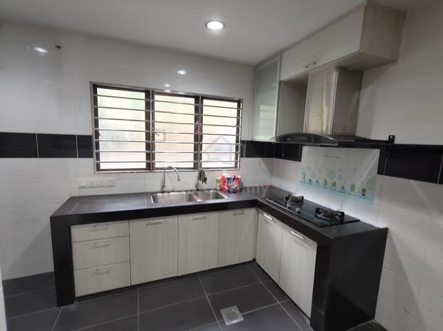 2 Storey House Renovated Unit Prime Area at Tmn Sri Endah Sri Petaling 1