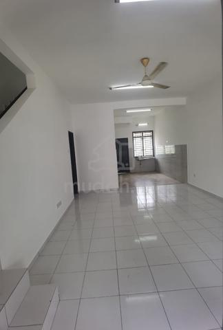 Sale Gelang Patah 2 storey Nusantara Prima Rumah Teres Iskandar Puteri 1