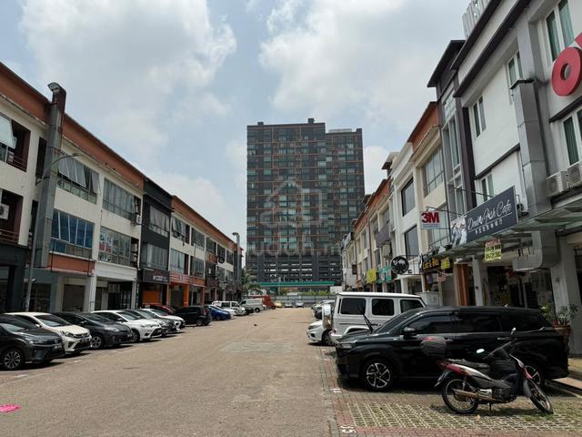 Austin Perdana Mount Austin Corner Shop for Rent 1
