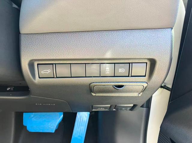 Toyota Harrier G – Premium Japanese Suv - 4