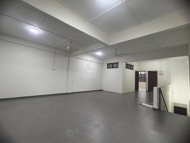Lima Kedai First Floor Shoplot For Rent 1
