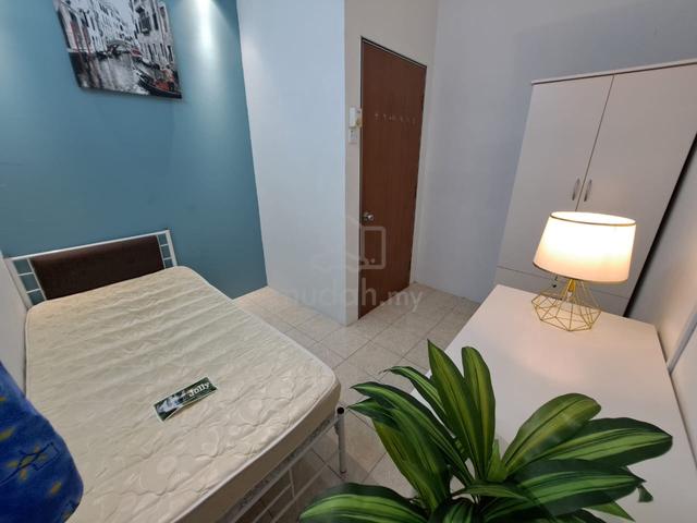 Female Rooms @ Millennium Square Condo Sek 14 PJ, walk to LRT, BAC 1
