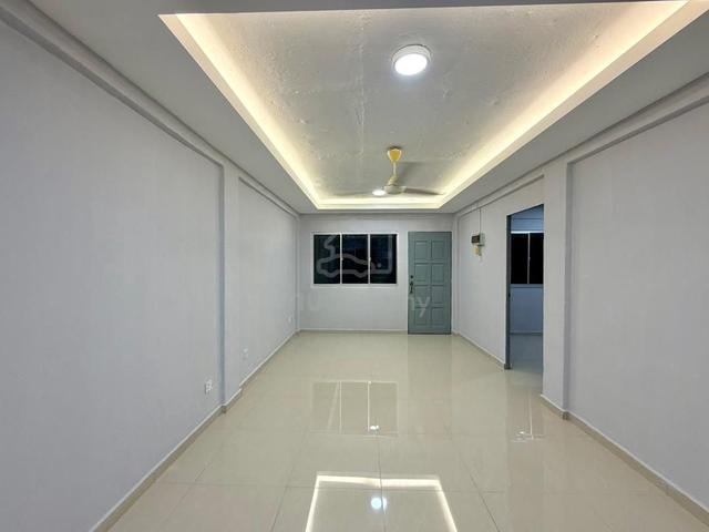 Gugusan Tanjung 1