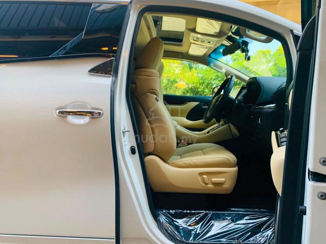 TOYOTA ALPHARD 3.5 FACELIFT 40 model 2017 - 2